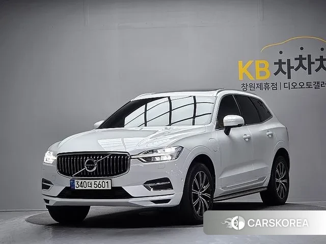 Volvo XC60 second Generation 2021 Белый из Кореи