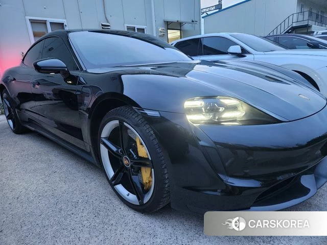 Porsche Taycan 2022 Черный из Кореи