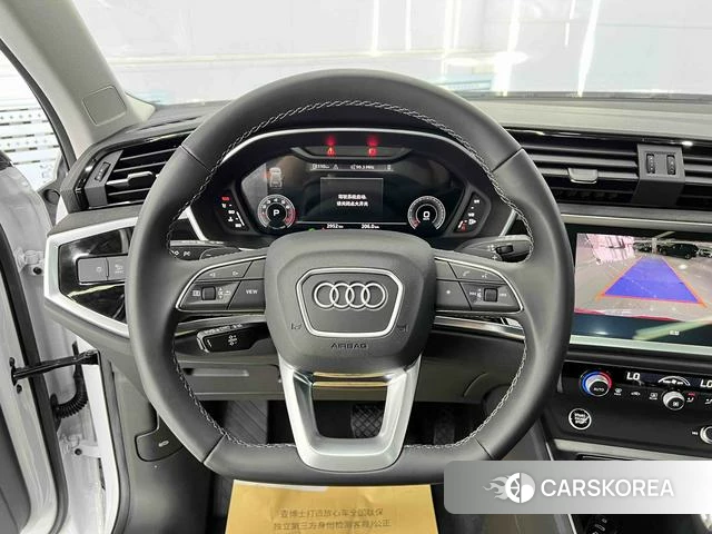 Audi Q3 2022 Белый из Китая