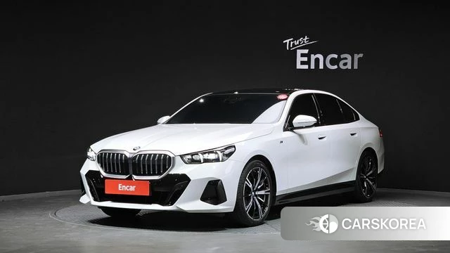 BMW 5 Series (G60) 2025 Белый из Кореи