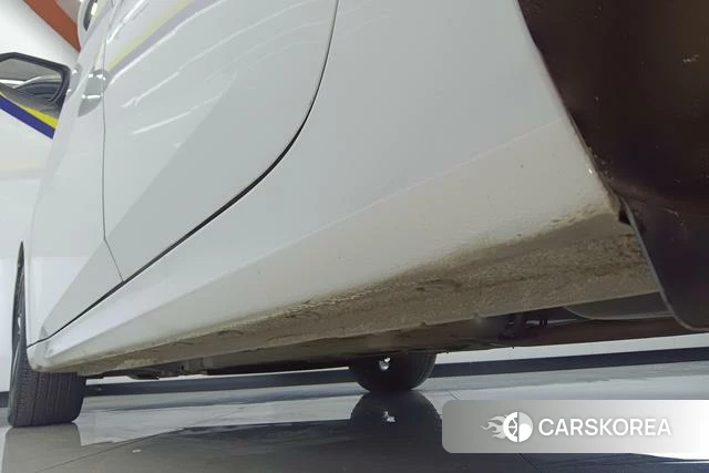 Hyundai Elantra 2021 Белый из Китая