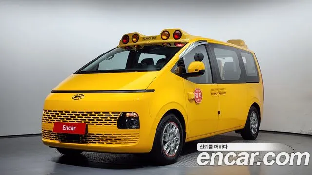 Hyundai Staria 2022 Желтый из Кореи