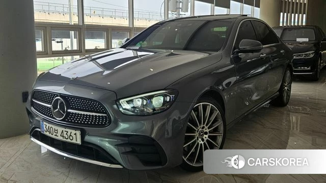 Mercedes-Benz E-Class W213 2021 Серый из Кореи