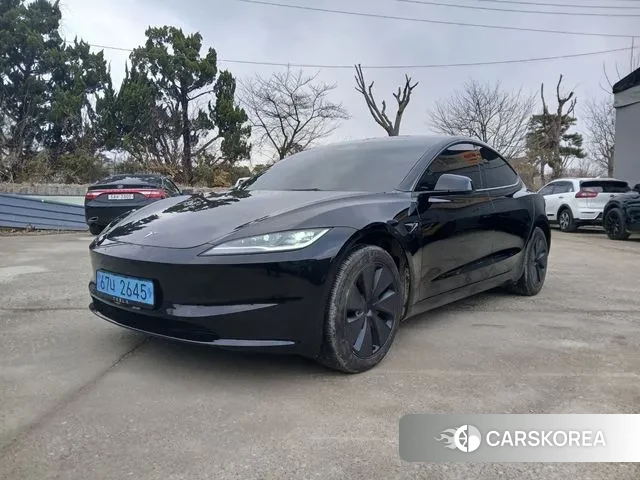 Tesla Model 3 2024 Черный из Кореи
