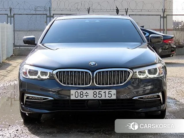 BMW 5 Series (G30) 2019 Серый из Кореи