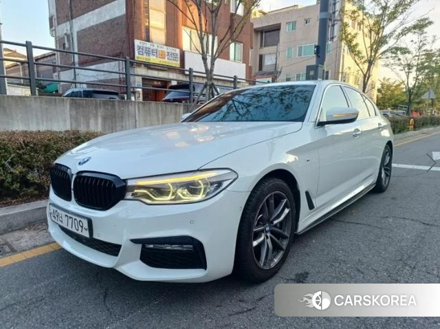 BMW 5 Series (G30) 2018 Белый из Кореи