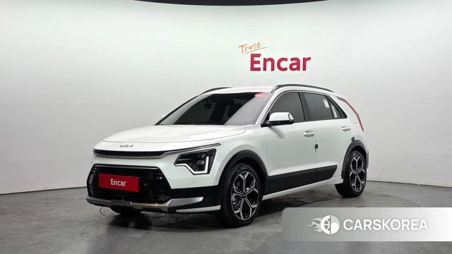 Kia Di Ol Nu Niro 2025 Белый из Кореи
