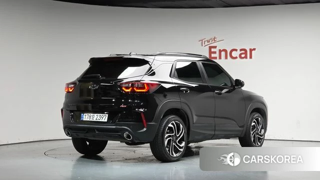 Chevrolet (GM Daewoo) The New Trail Blazer 2025 Черный из Кореи