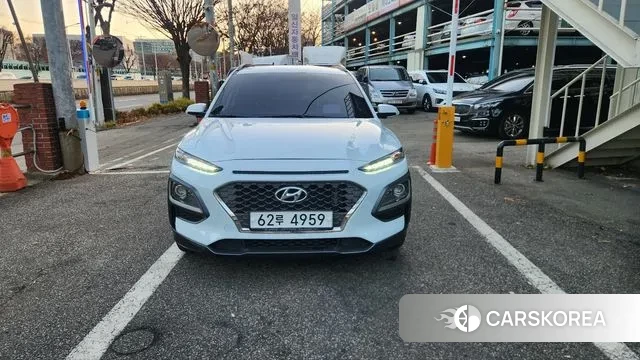 Hyundai Kona 2018 Белый из Кореи