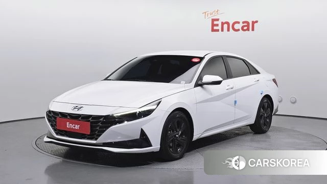 Hyundai Avante Hybrid (CN7) 2023 Белый из Кореи