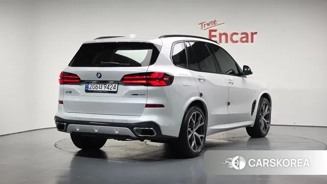 BMW X5 (G05) 2024 Белый из Кореи