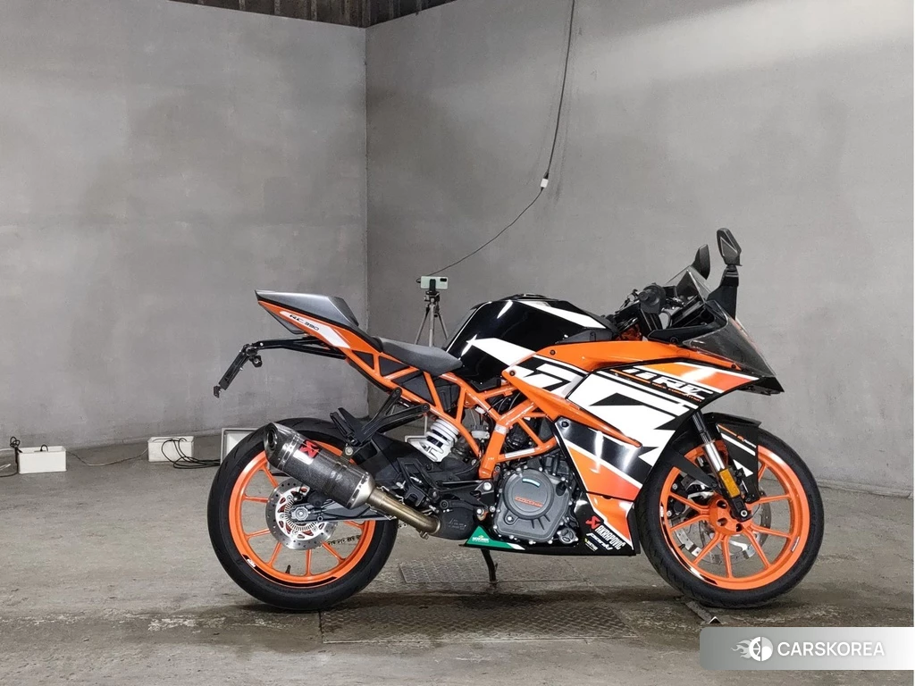 Проданный KTM RC 390 id 4141943 из Японии