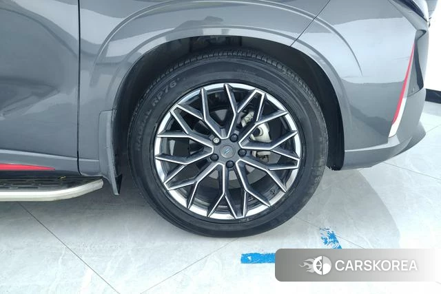 Changan Z6 2023 Темно-серый из Китая