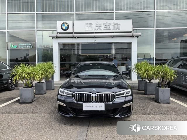 BMW 5 series 2023 Черный из Китая