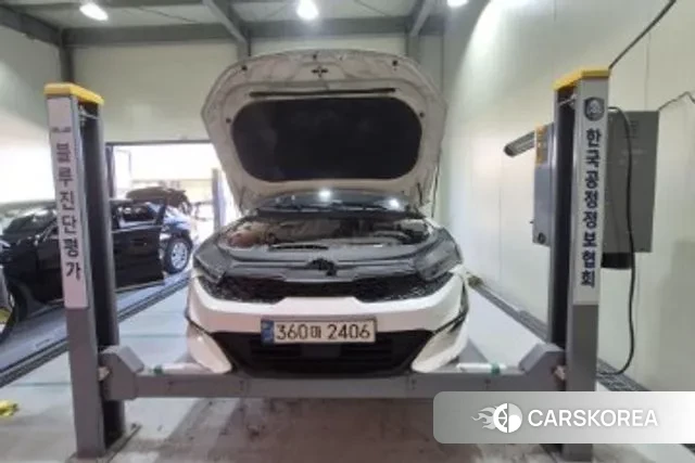 Kia K5 3rd generation 2021 Белый из Кореи