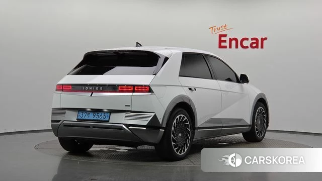 Hyundai Ionic 5 2024 Белый из Кореи