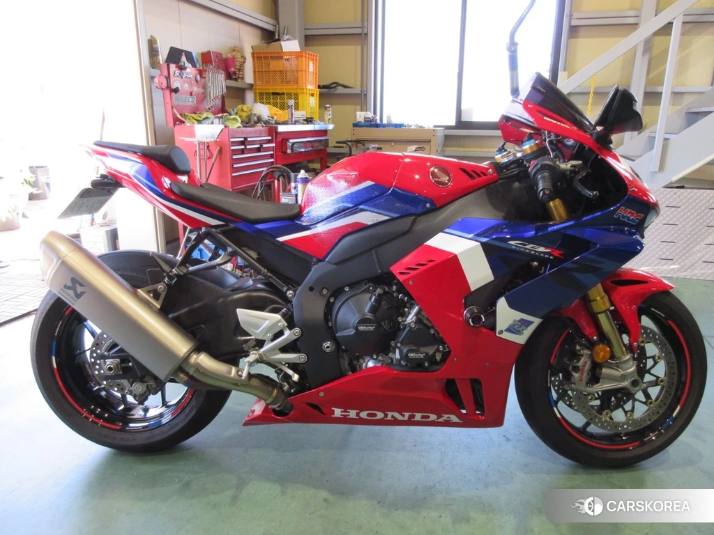 Проданный Honda CBR1000RR-R FIREBLADE SP 2021 из Японии