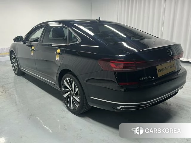 Volkswagen Passat 2024 Черный из Китая