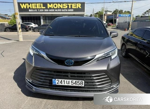 Toyota Sienna 4th Generation 2021 Серый из Кореи