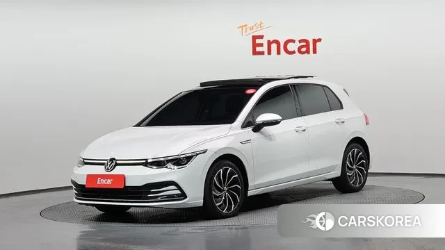 Volkswagen Golf 8th Generation 2022 Белый из Кореи