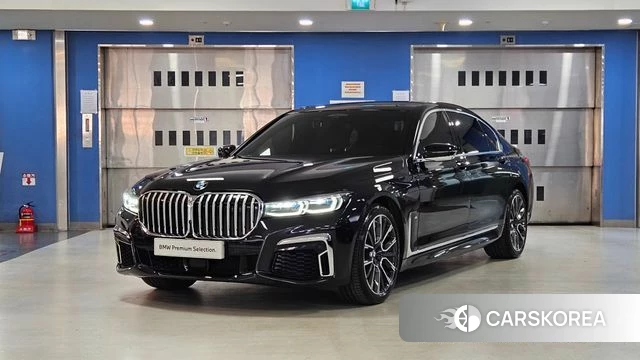BMW 7 Series (G11) 2020 Черный из Кореи