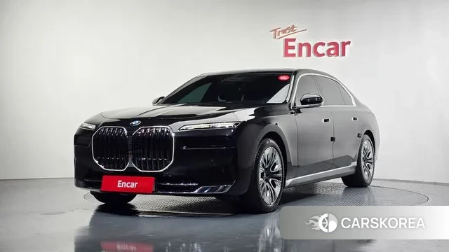 BMW 7 Series (G70) 2023 Черный из Кореи