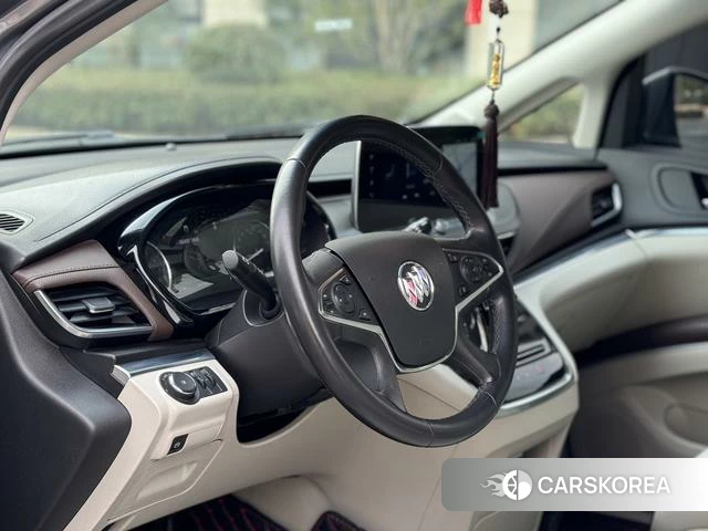 Buick GL8 2022 Темно-серый из Китая