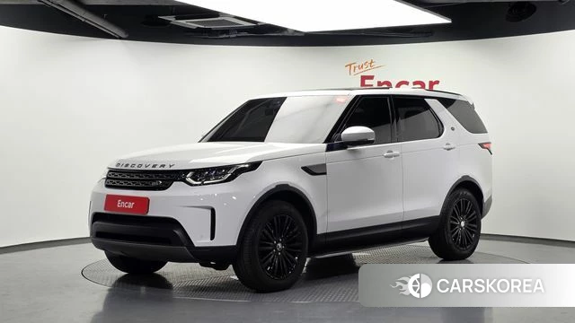 Land Rover Discovery 5 2018 Белый из Кореи