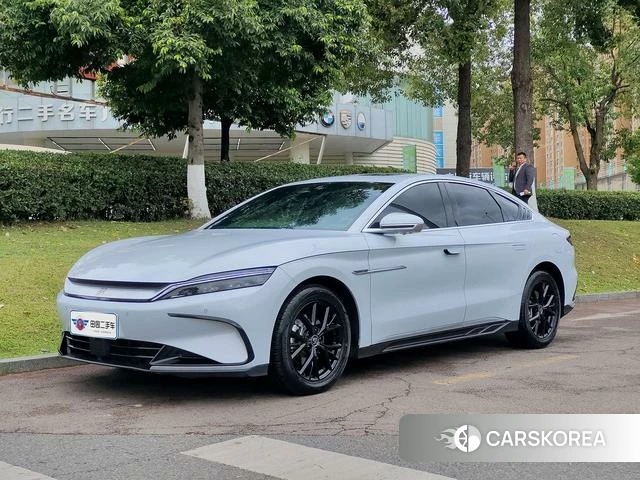 BYD Han DM 2025 Белый из Китая