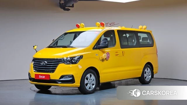 Hyundai The New Grand Starex 2019 Желтый из Кореи