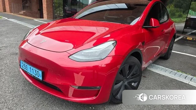 Tesla Model Y 2023 Красный из Кореи