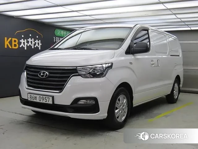 Hyundai The New Grand Starex 2018 Белый из Кореи