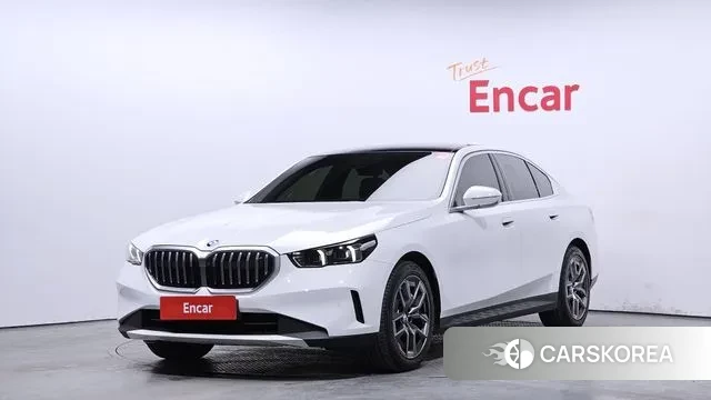 BMW 5 Series (G60) 2025 Белый из Кореи