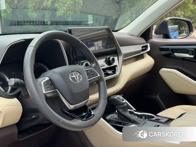 Toyota Highlander 2021 Черный из Китая
