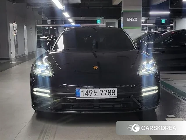 Porsche Panamera (971) 2023 Черный из Кореи