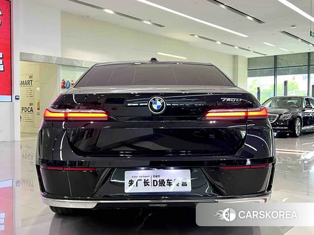 BMW 7 series 2025 Черный из Китая