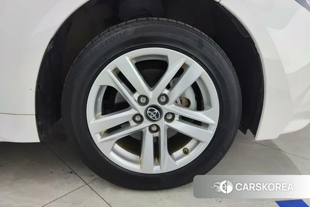 Toyota Lei Ling 2022 Белый из Китая