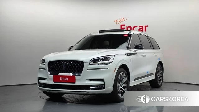 Lincoln Aviator 2nd generation 2020 Белый из Кореи