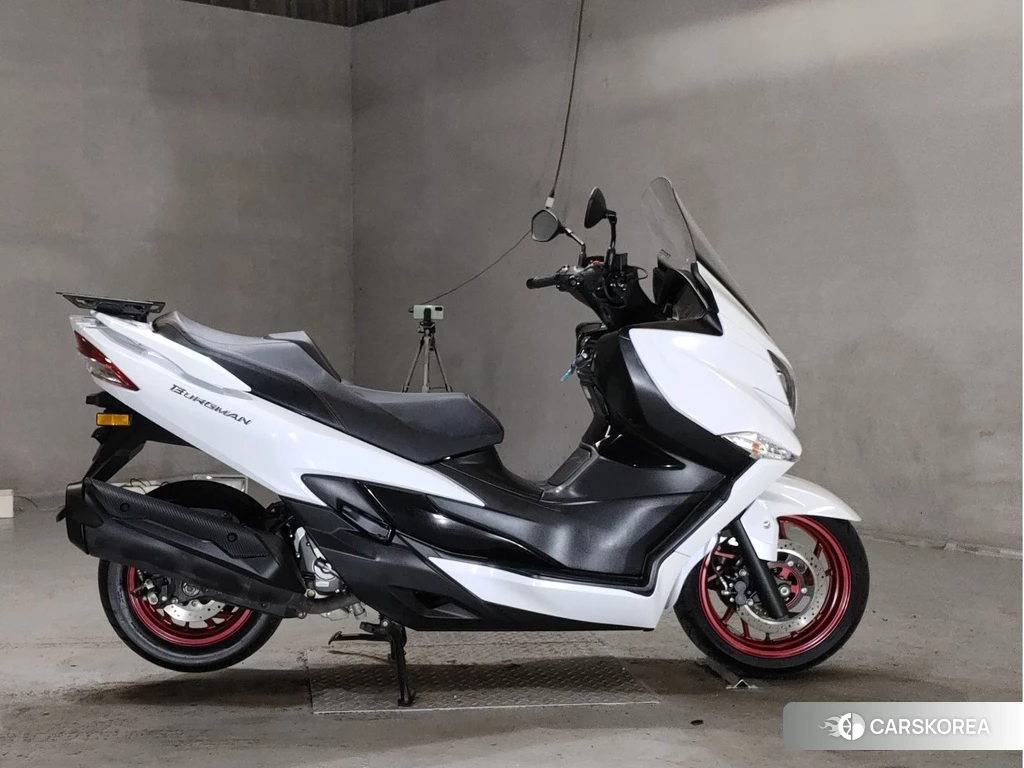 Проданный Suzuki BURGMAN 400 2018 из Японии, фото 2