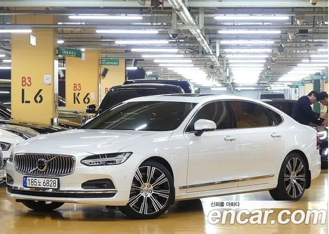 Volvo S90 2022 Белый из Кореи