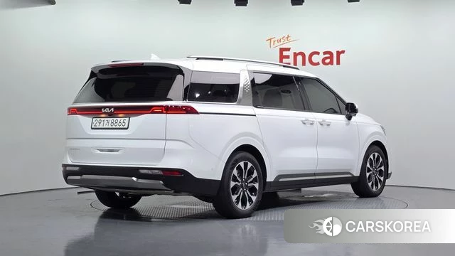 Kia Carnival 4th generation 2023 Белый из Кореи