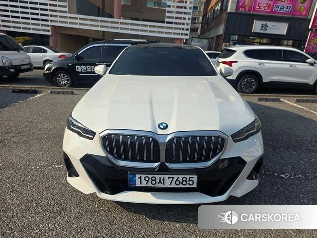BMW 5 Series (G60) 2024 Белый из Кореи
