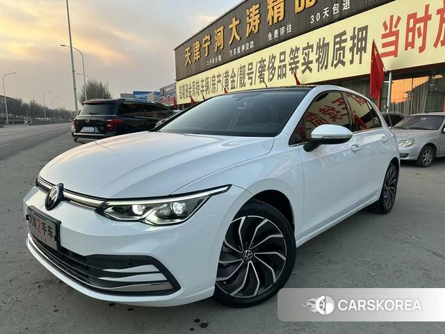 Volkswagen Golf 2021 Белый из Китая