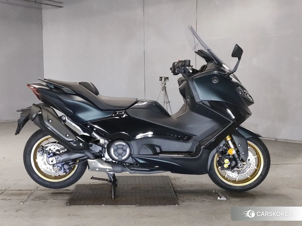 Проданный Yamaha T-MAX 560 id 4170613 из Японии
