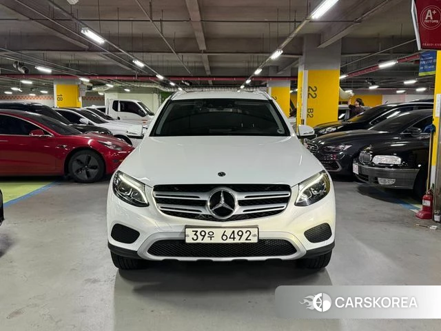 Mercedes-Benz GLC-Class X253 2018 Белый из Кореи