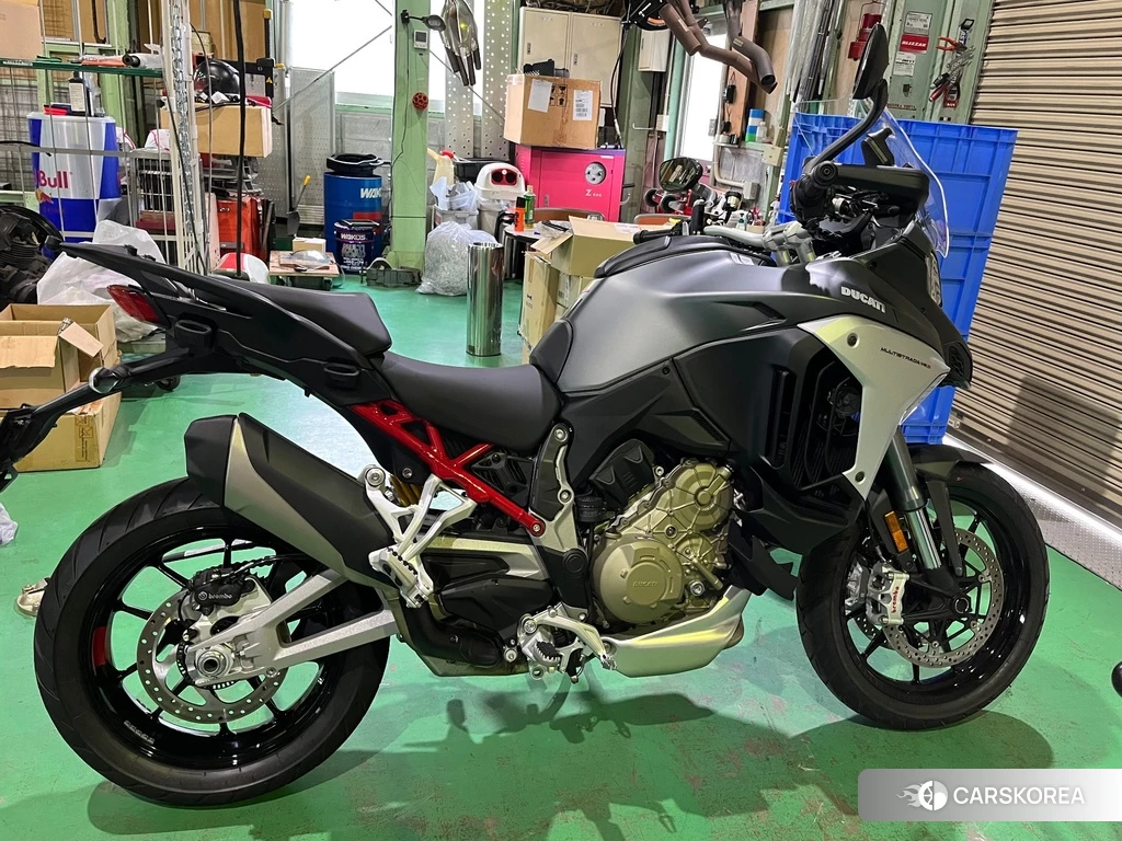 Проданный Ducati MULTISTRADA V4 S 2022 из Японии