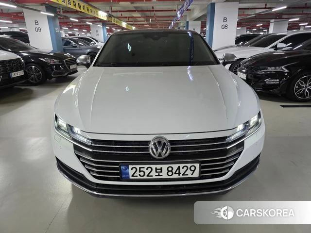 Volkswagen Arteon 2020 Белый из Кореи