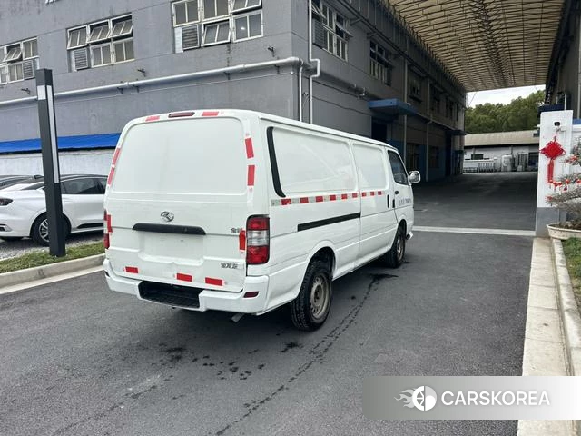 Golden Dragon Jinwei 2022 Белый из Китая