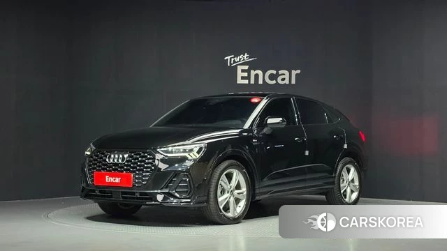 Audi Q3 (F3) 2022 Черный из Кореи