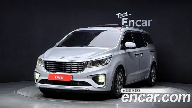 Kia The New Carnival 2018 Серебряный из Кореи